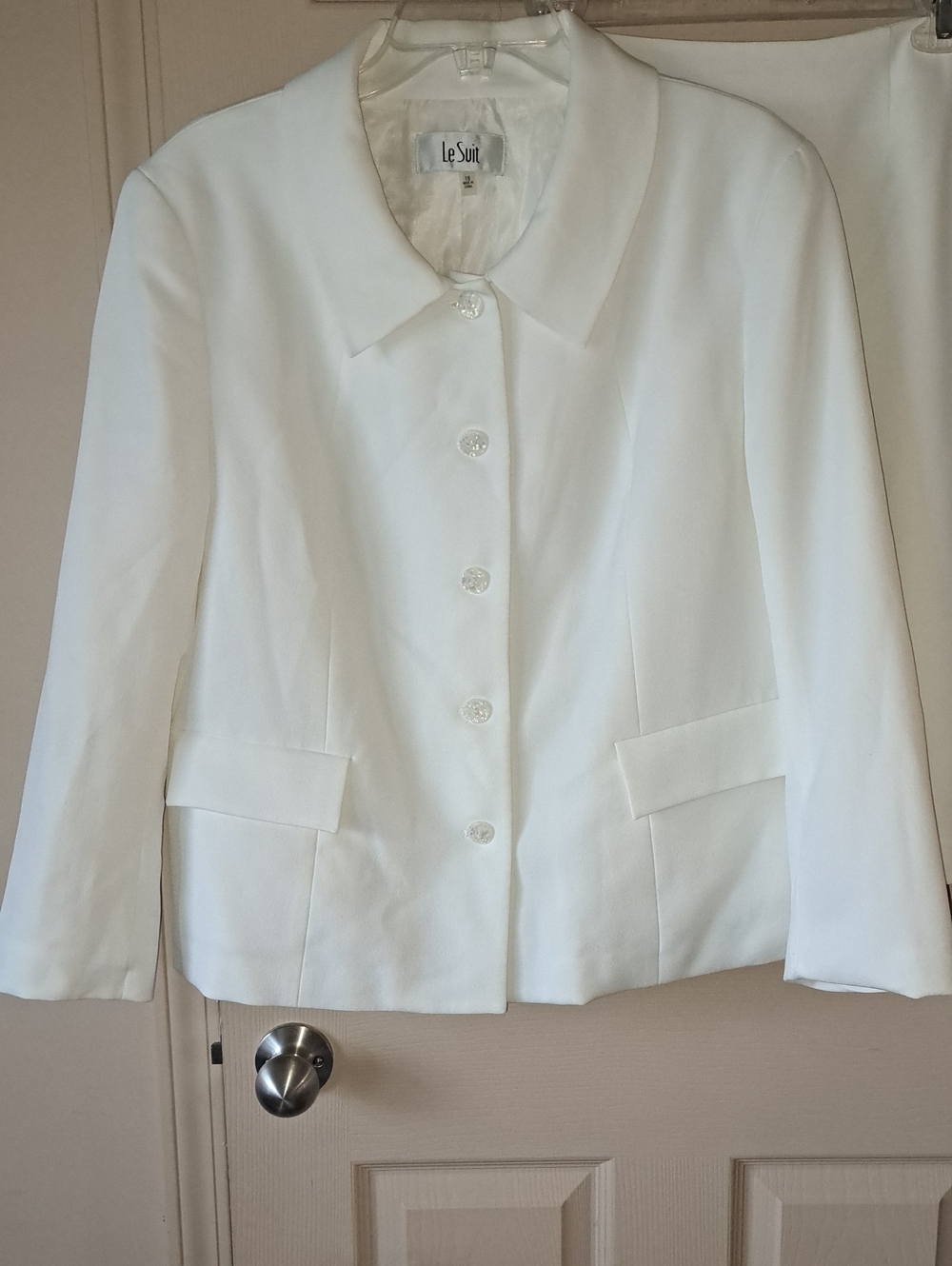 Le Suit White Button-Front Suit 2pc